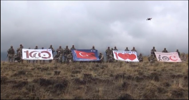 Cumhuriyetin 100. Yılı Nemrut Dağı'nda Kutlandı