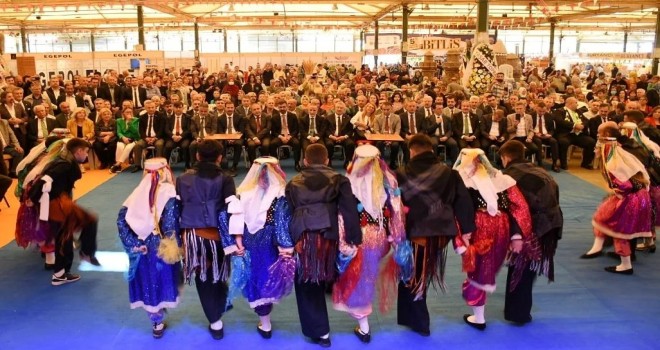 İzmir’de, '5. Bitlis Tanıtım Günleri' Başladı