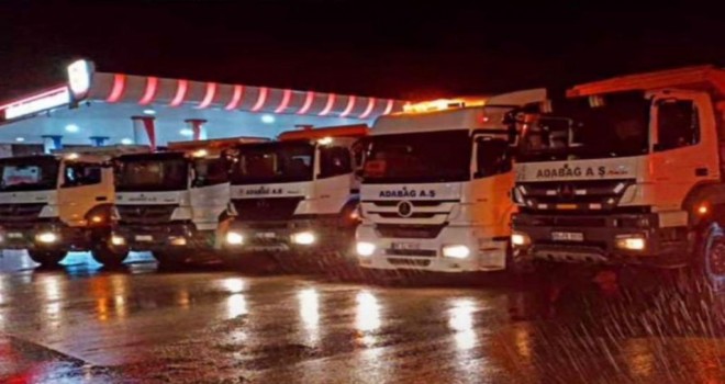 Adabağ Yapı 34 İş Makinesi ve 120 Personelle Deprem Bölgesinde Çalışmalarını Sürdürüyor