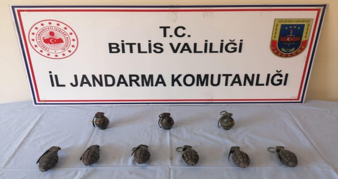 Bitlis’te 9 Adet El Bombası Ele Geçirildi