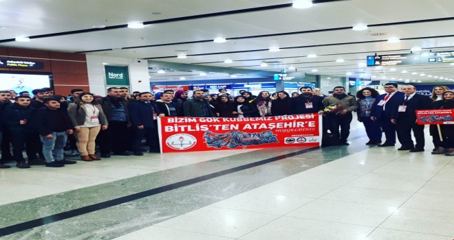 Bitlis ve ilçelerindeki 80 öğrenci İstanbul’a geziye gönderildi