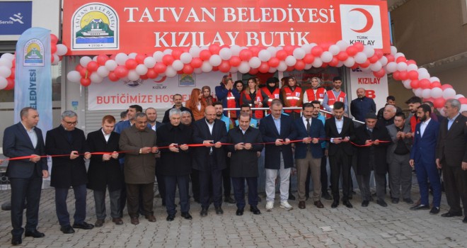 Tatvan’da ‘Kızılay Butik’ ve ‘Tatvan Aşevi’ Açılışı Yapıldı