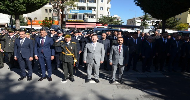 Tatvan’da Cumhuriyet Bayramı’nın 102. Yıl Dönümü Coşkuyla Kutlandı