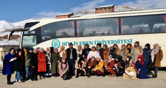 Uzaktan eğitim öğrencileri Bitlis’i gezdi