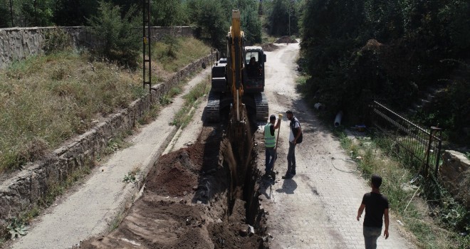 Çağlayan Mahallesi’nde Altyapı Çalışmaları Devam Ediyor