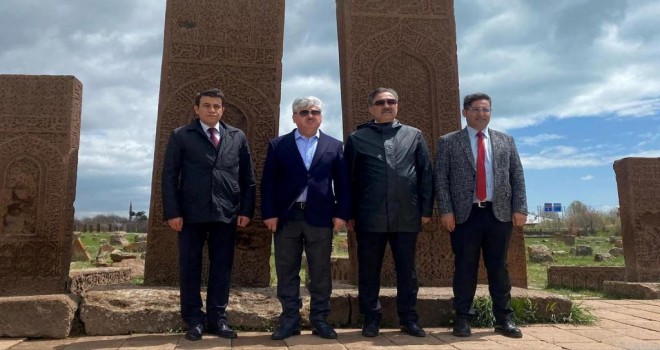 Hatay Valisi Rahmi Doğan Ahlat’ı Ziyaret Etti