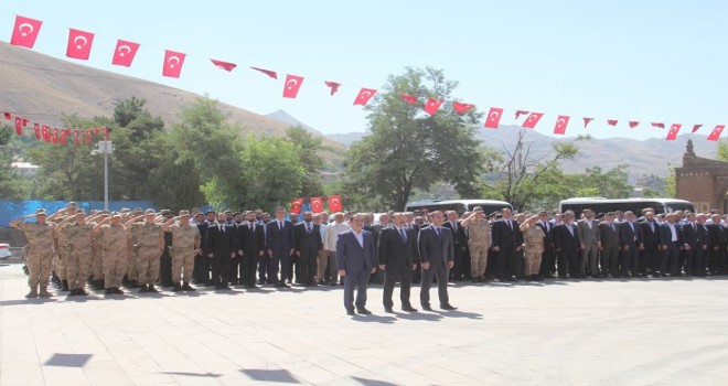 Bitlis'in Düşman İşgalinden Kurtuluşunun 102. Yıl Dönümü törenle kutlandı