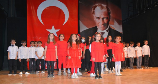 23 Nisan Çocuk Bayramı Tatvan’da Coşkuyla Kutlandı