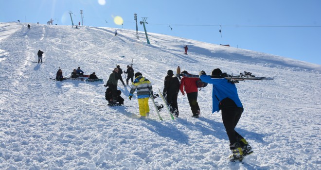 Rahva Kayak Merkezi’ne yoğun ilgi