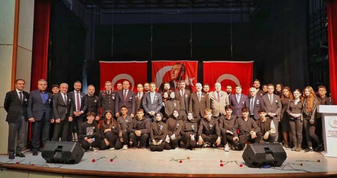 Bitlis’te 10 Kasım Atatürk’ü Anma Programı Düzenlendi