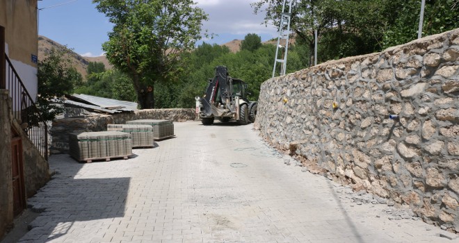 Bitlis Belediyesi Hummalı Çalışmalarını Sürdürüyor