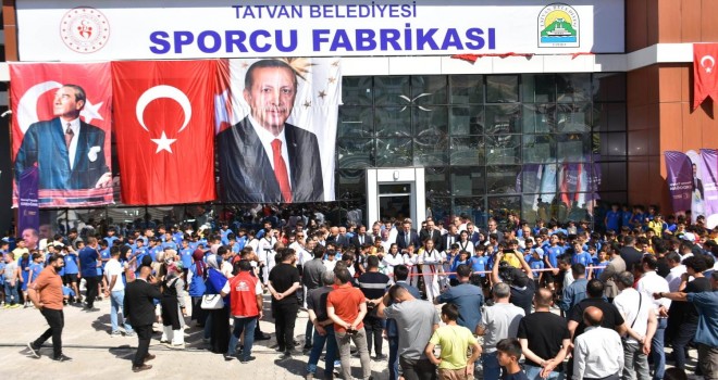 Tatvan’da 'Sporcu Fabrikası' açılışı gerçekleştirildi