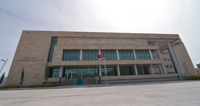 HDP’li 9 meclis üyesi görevden uzaklaştırıldı