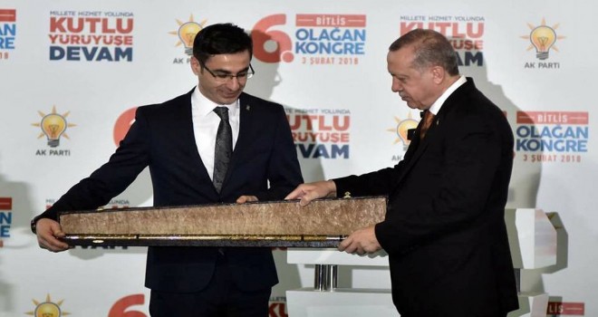 Cumhurbaşkanı Erdoğan, AK Parti Bitlis 6. Olağan İl Kongresi'ne katıldı