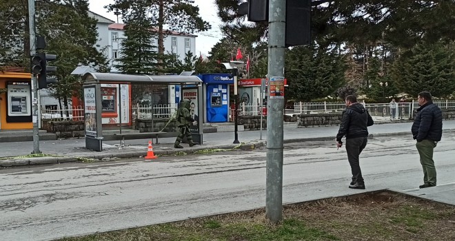 Tatvan’da şüpheli paketten lokum çıktı