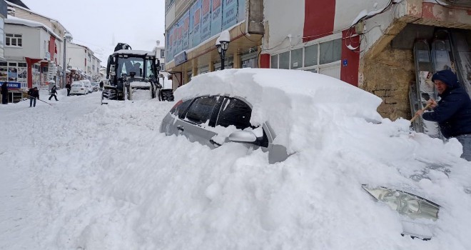 Mutki’de Kar Mücadele Çalışmaları