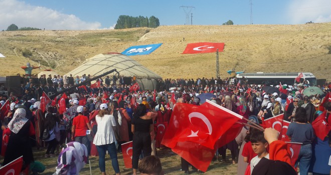 Cumhurbaşkanı Erdoğan Ahlat'ta