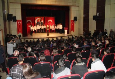 Bitlis’te 12 Mart İstiklal Marşı kabulünün 98. yılı kutlandı