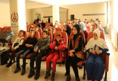 Bitlis'te ilk çocuk meclisi kuruldu