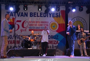 Grup Gripin Tatvan’da konser verdi