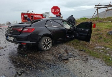 Tatvan’da feci kaza, 2 ölü, 1 yaralı