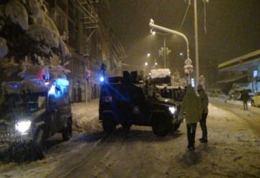 Bitlis ile Tatvan ve Tatvan ile Van karayolu ulaşıma kapatıldı