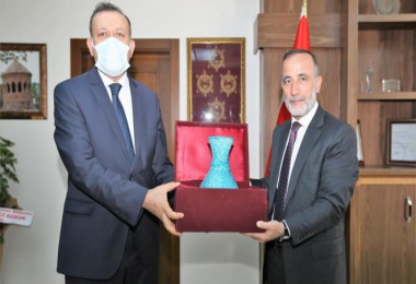 Bitlis Milletvekili Kiler, BEÜ Rektörü Elmastaş’ı Ziyaret Etti