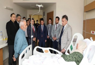 Vali Çağatay Tatvan Devlet Hastanesini Ziyaret Etti