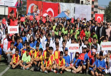 Spor Bakanı Osman Aşkın Bak Bitlis’i Ziyaret Etti