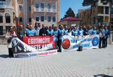 Okula Yapılan Saldırı Bitlis’te Protesto Edildi