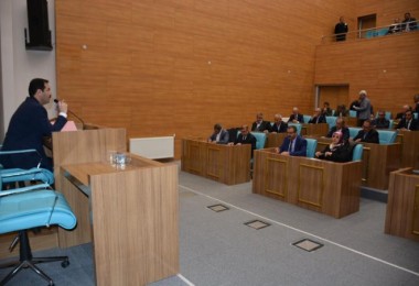 Tatvan Belediyesi ilk meclis toplantısını yaptı