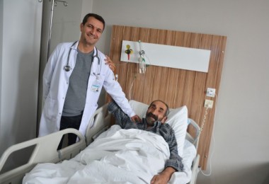 Tatvan'da Kolon Kanseri ameliyatı başarılı bir şekilde yapıldı