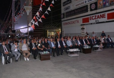 Tatvan’da ‘15 Temmuz Demokrasi ve Milli Birlik Günü’ programı düzenlendi
