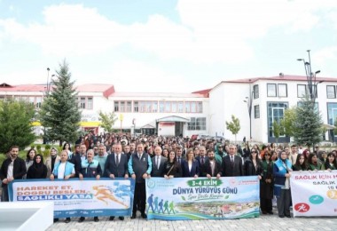 Bitlis’te Dünya Yürüyüş Günü Kapsamında Sağlık İçin Adım Atıldı