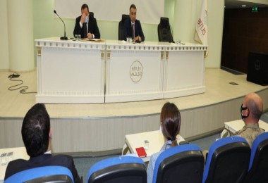 Vali Çağatay Başkanlığında İl İdare Şube Başkanları Toplantısı Düzenlendi