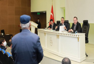 Vali Oktay Başkanlığında Muhtarlar Toplantısı Yapıldı