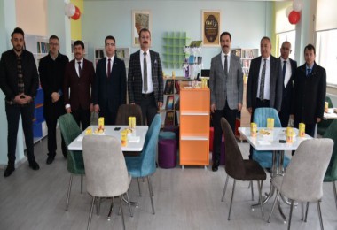 Tatvan’daki Lisede ‘Z Kütüphane’ Açılışı Yapıldı