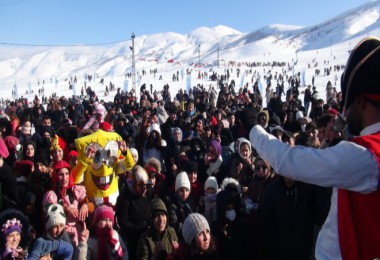 Tatvan Belediyesi’nin ‘Kayak Festivali’ Etkinliklerine Yoğun İlgi