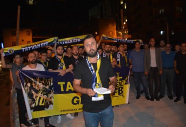 Tatvan Genç Fenerbahçeliler, Emine Bulut cinayetine tepki gösterdi