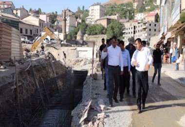 Vali Çağatay Bitlis’te Dere Üstü Çalışmalarını İnceledi