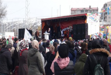 Tatvan’da Nevruz Kutlaması Etkinlikleri Düzenlendi