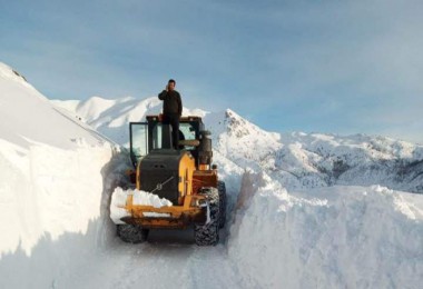 Bitlis'te 106 Köy Yolu Ulaşıma Kapalı