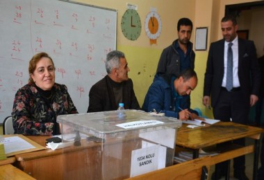 Bitlis'te 193 bin 791 seçmen, 793 sandıkta oy kullanacak