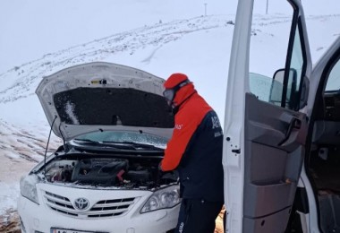 Karda Mahsur Kalan Vatandaş AFAD Ekipleri Tarafından Kurtarıldı