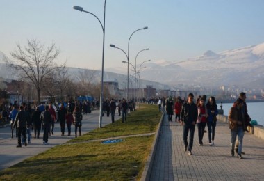 Tatvan sahilinde yoğunluk