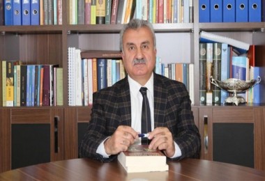 Prof. Dr. Demirtaş 'darbe gayrimeşrudur ve bir zulüm düzenidir' diyerek açıklamalarda bulundu