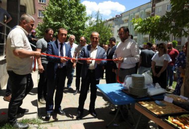 Hizan’da ‘Kütüphanesiz Köy Kalmasın’ Projesi İçin Kermes Düzenlendi