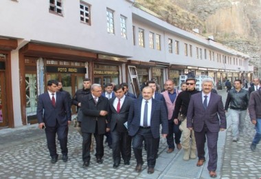 Bitlis’te Sokak Sağlıklaştırma Çalışmaları