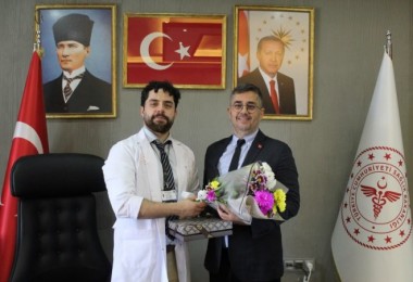 Tatvan Devlet Hastanesi’nde Görev Değişimi