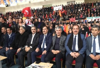 Bitlis’te AK Parti referanduma start verdi